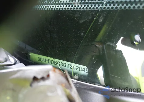 2016 Dodge Journey Sxt z USA, uszkodzony, nr VIN 3C4PDDBG8GT242049